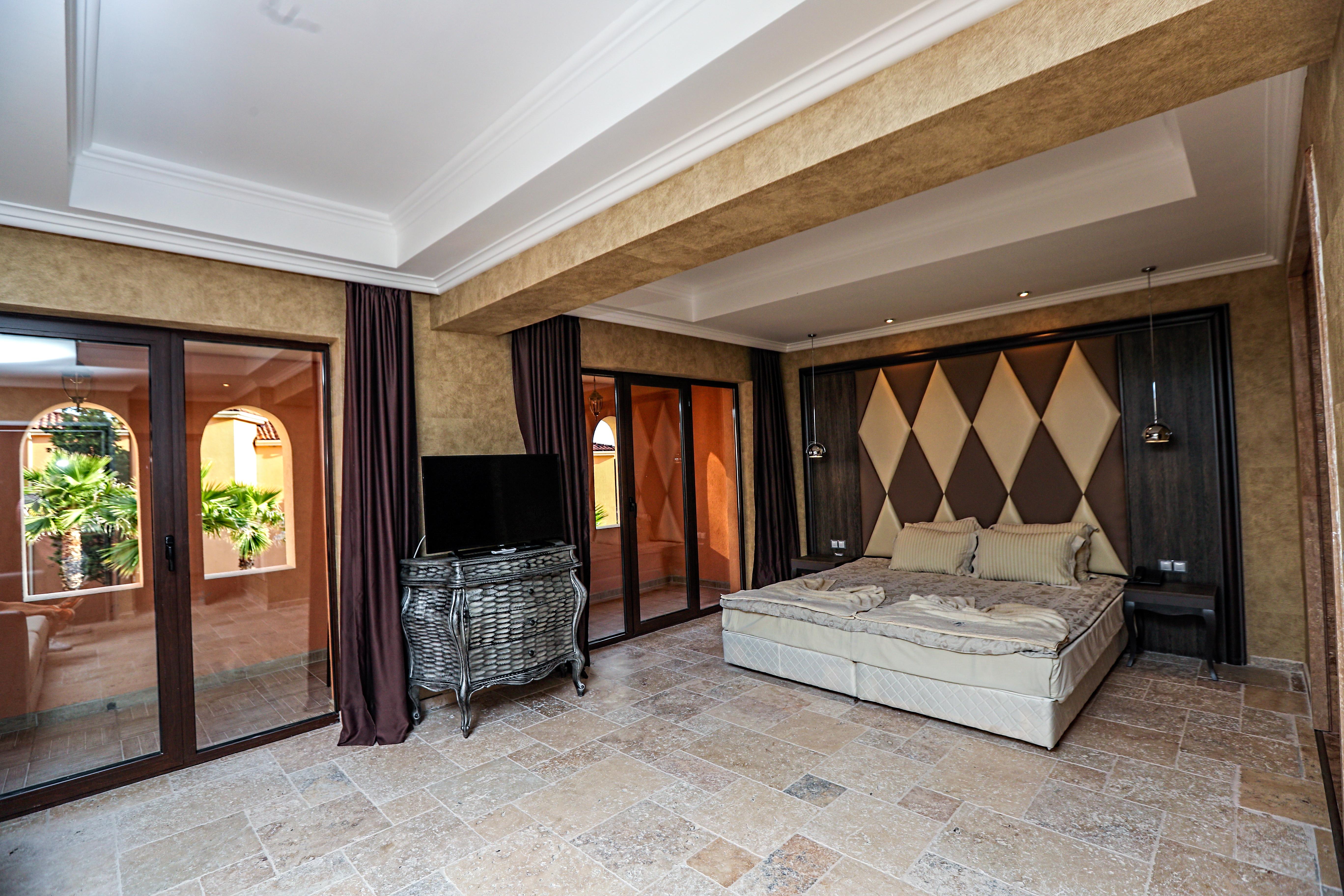 Royal Castle Design & Spa Elenite Buitenkant foto